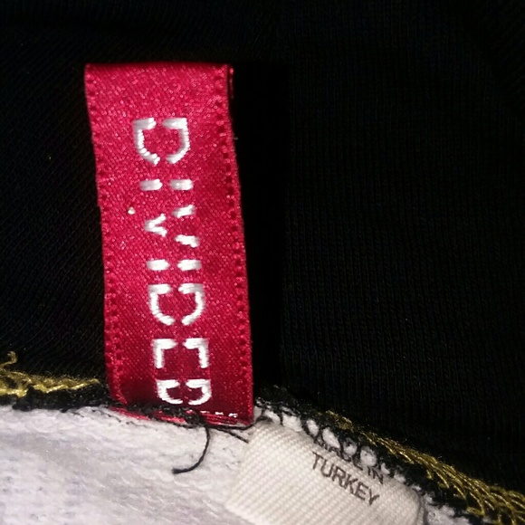 [DIVIDED] Turtle Neck Sweater by H&M Size 2 - Picture 3 of 5